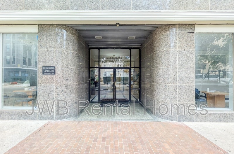 Jacksonville Condo: 311 Ashley St W #903