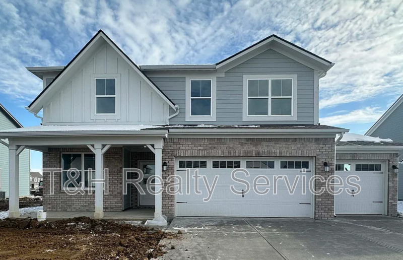 Noblesville House: 12792 South Rim Drive