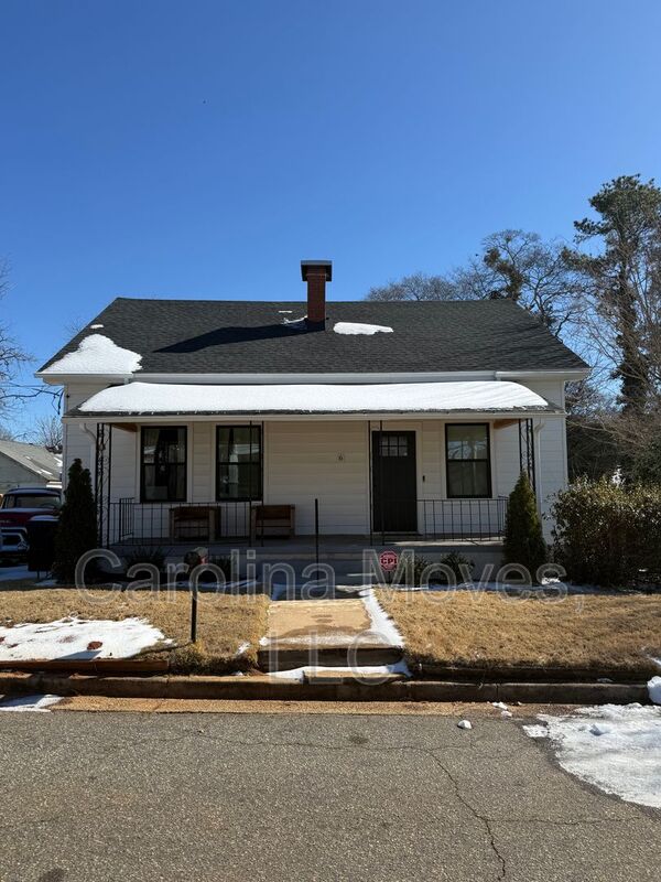 Greer House: 6 10th Street