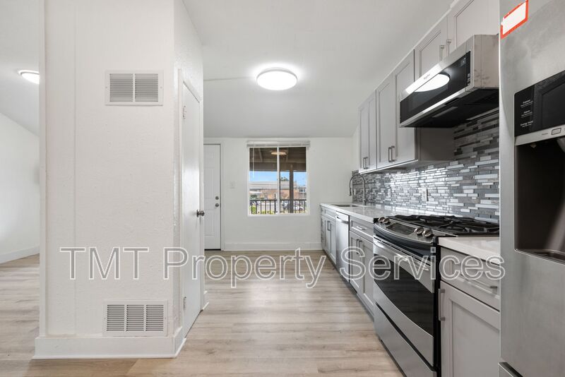 Stockton House: 1647 E. 6th St