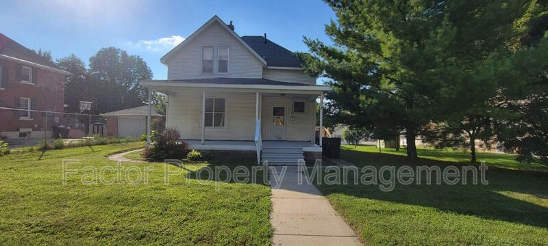 Mankato Condo: 1108 N. 6th St.