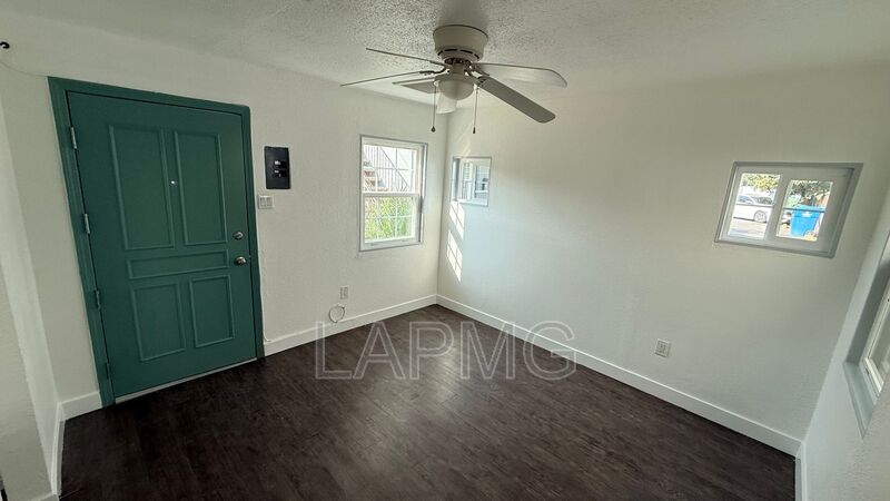 Inglewood House: 4014 W. 102nd Street