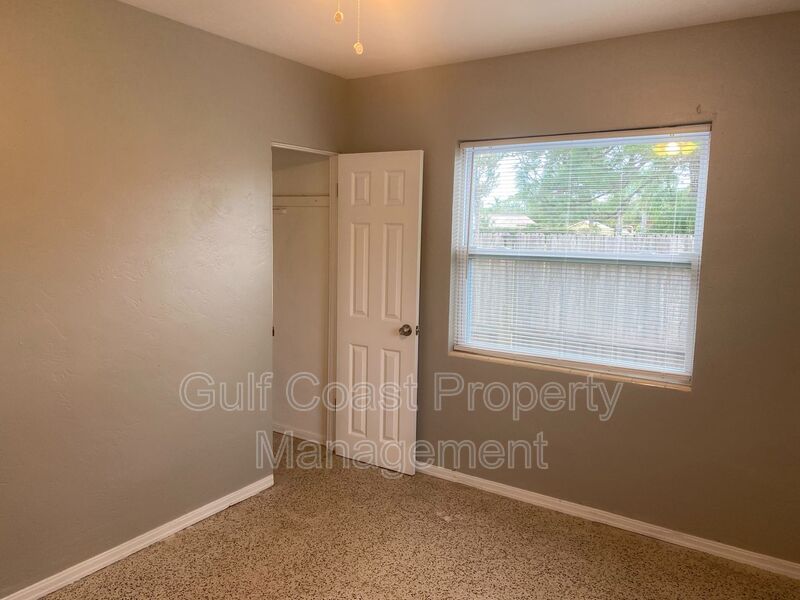 716 69th Avenue West Bradenton FL 34207 - Photo 13