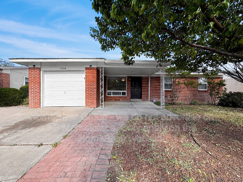 Albuquerque House: 2804 19th St NW