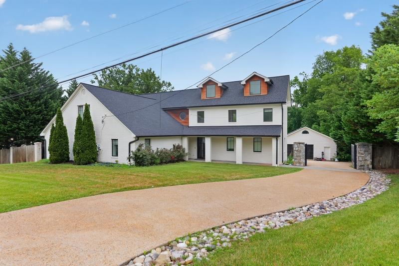 Manassas House: 7818 Leland Road