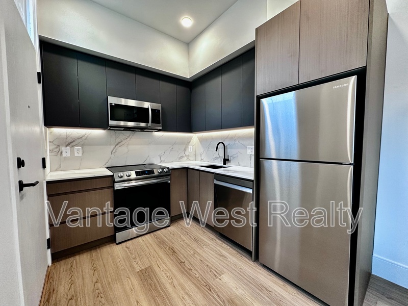 Kelowna Condo: 101-2959 Richter St