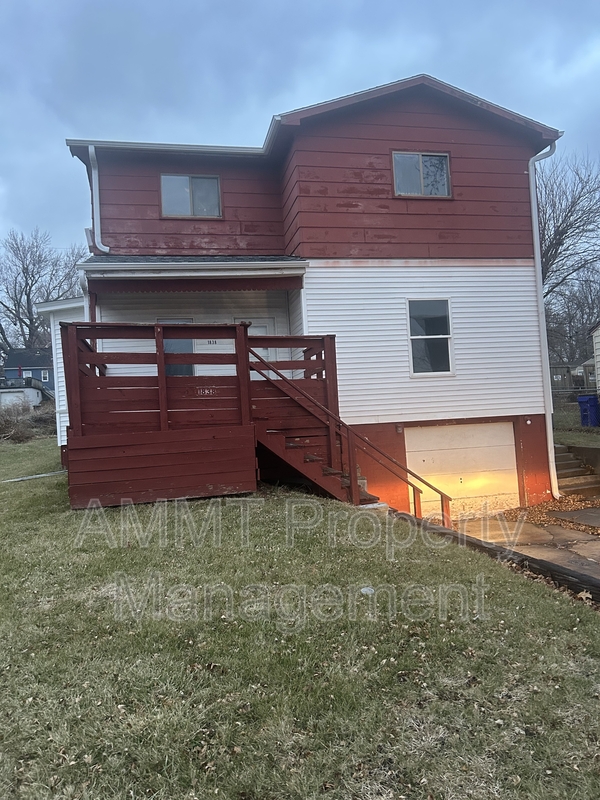 Cedar Rapids Condo: 1838 J Avenue Northeast - Lower