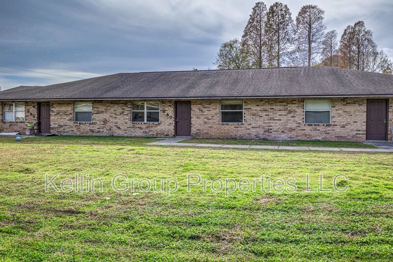 Lakeland Condo: 858 Fox Lake Dr