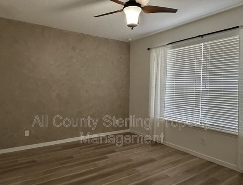 Main Rental Photo 17