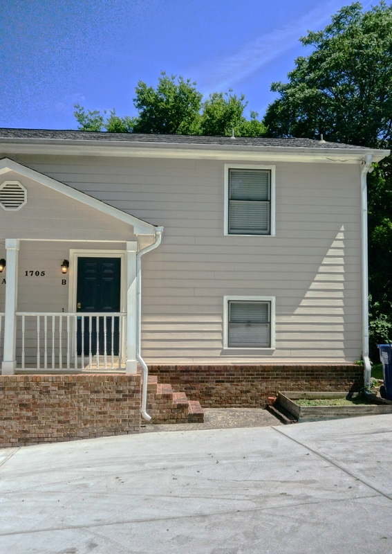 Huntsville House: 1705 Toll Gate Road SE
