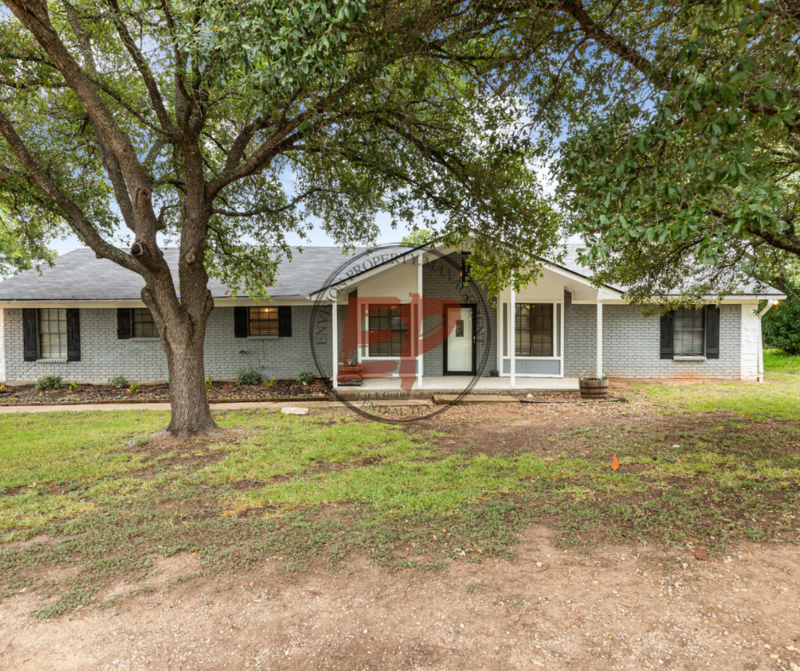 Robinson House: 521 Jancy Drive