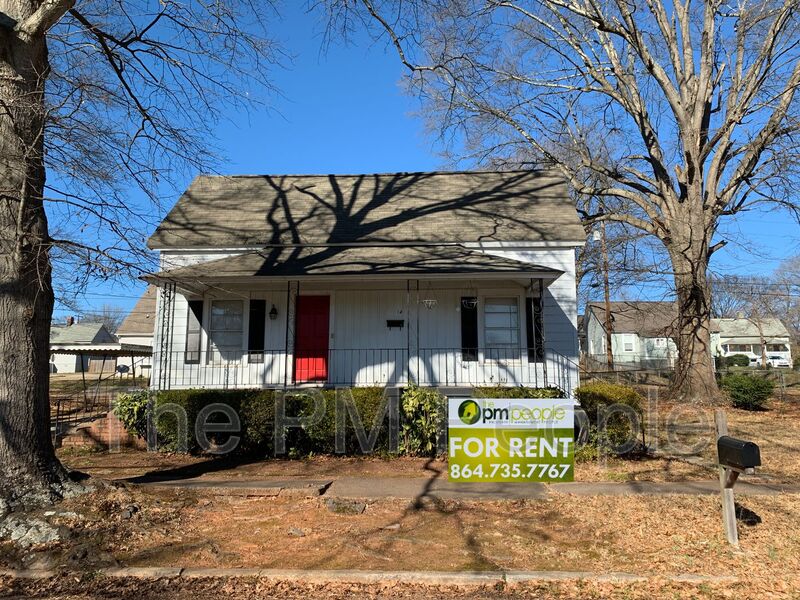 Greenville House: 14 McBeth St