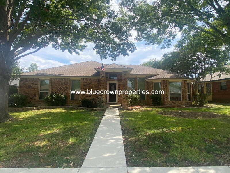 Rowlett House: 3508 Jonquil Lane