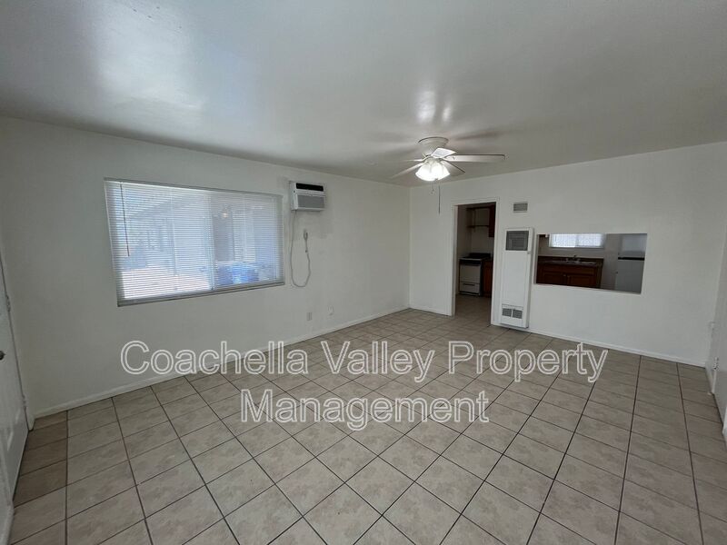 Desert Hot Springs House: 66358 1st St