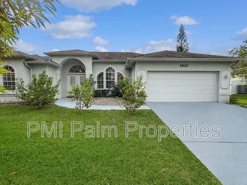 Port St. Lucie House: 2820 SE Melaleuca Blvd