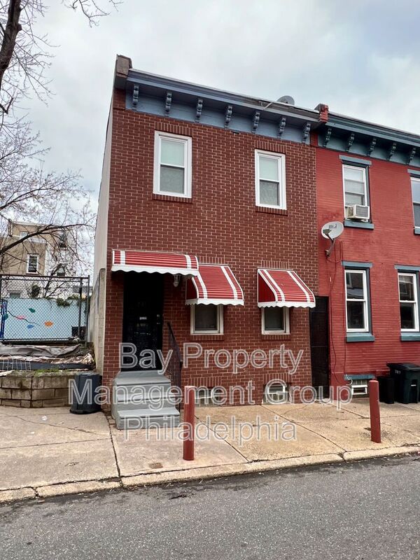 Philadelphia House: 3319 Brandywine St