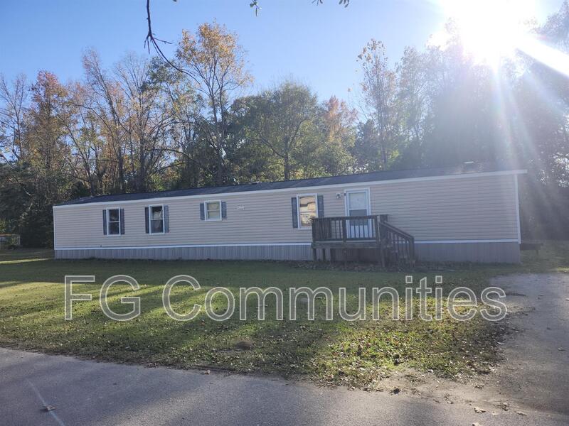 Jacksonville House: 1124 N Bryan Rd Lot 2