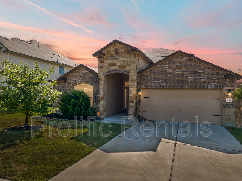 Killeen House: 6800 Mustang Creek Road
