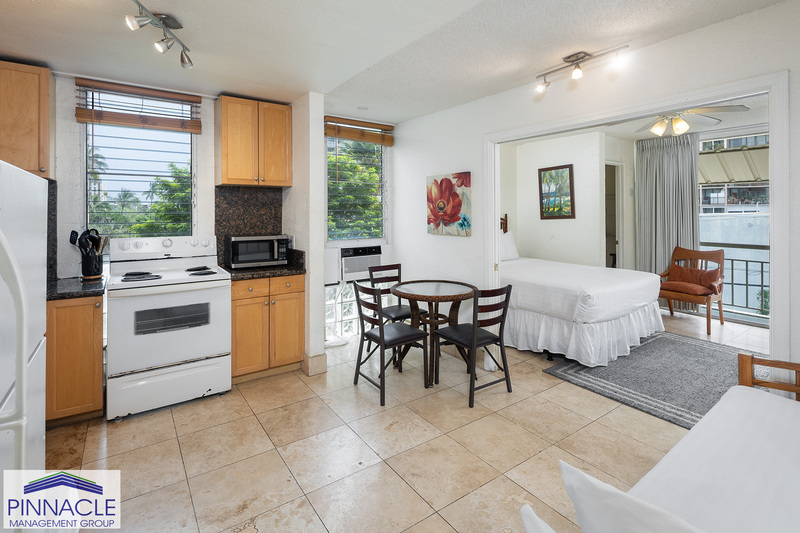 Honolulu Condo: 240 Liliuokalani Ave #301