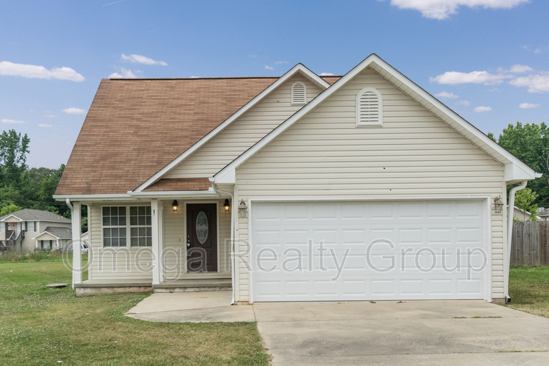 Lincoln House: 67 Jacob Ln