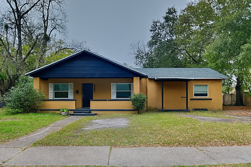 Jacksonville House: 2598 Broadway Ave