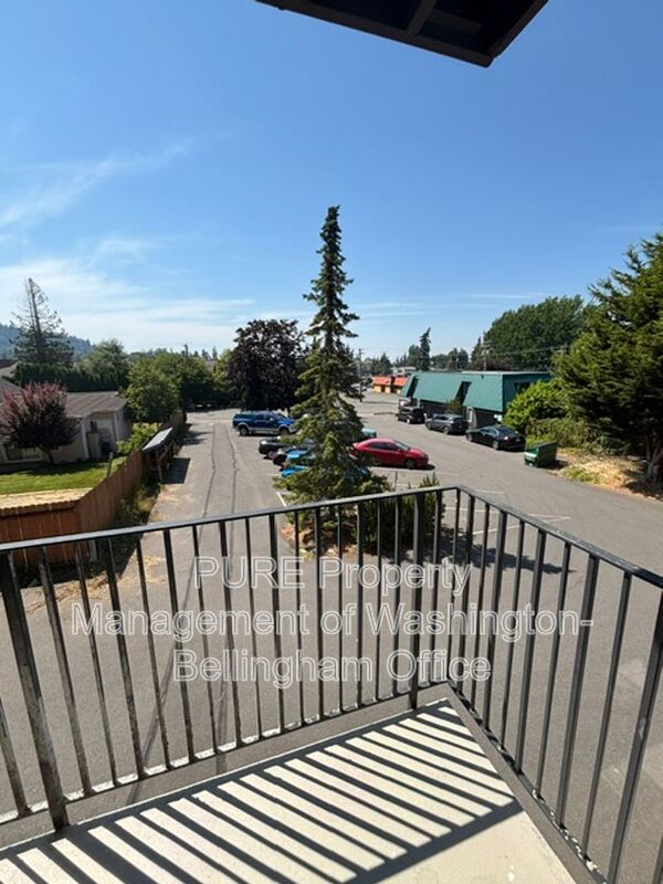 Bellingham House: 1252 Nevada St