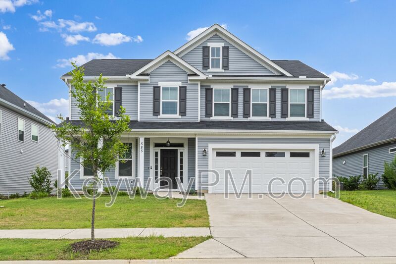 North Augusta House: 585 Hampton Drive