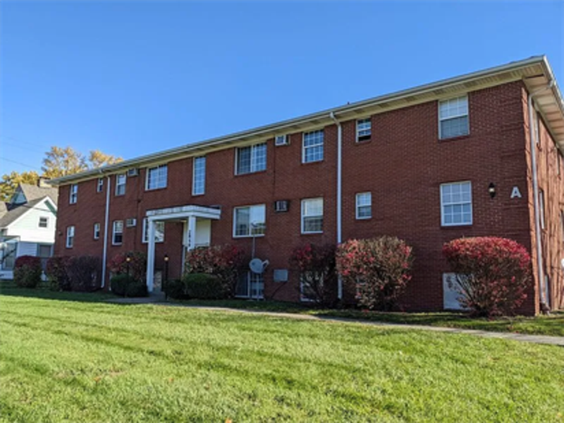 Indianapolis Condo: 2826 S Pennsylvania St