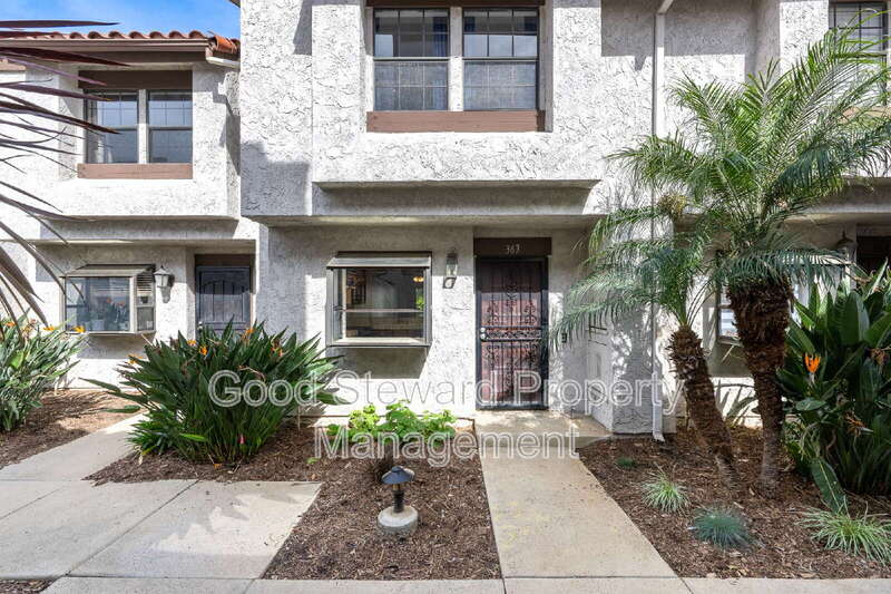 Placentia Condo: 363 Molokai Dr