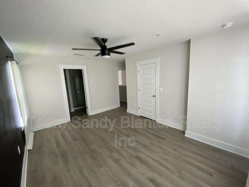 Request a Viewing for 1590 Iroquois Court Tenant Turner