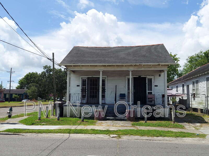 New Orleans House: 1776 N Miro St