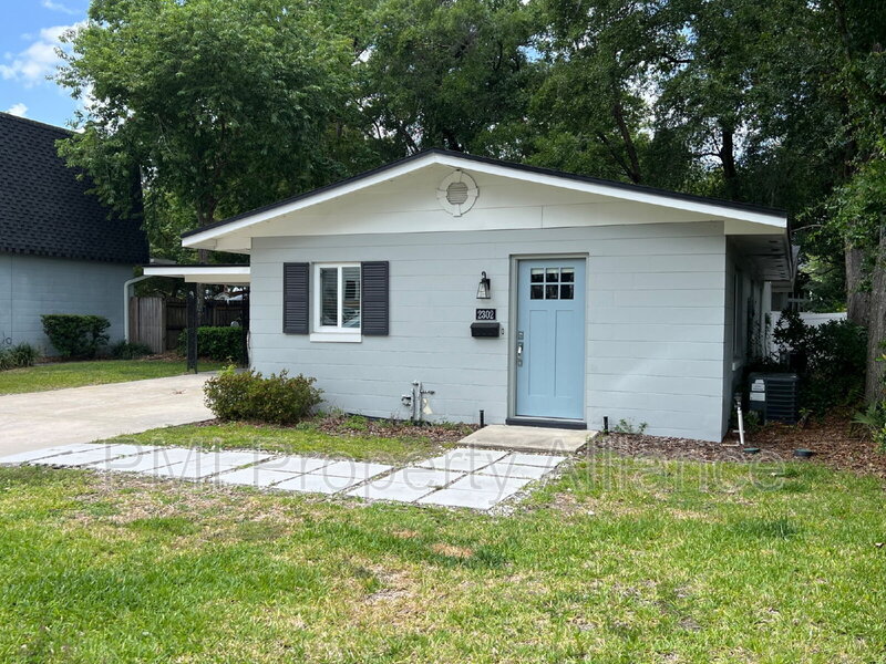 Orlando House: 2302 Elizabeth Avenue