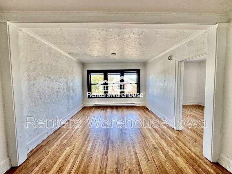 Des Moines Condo: 2807 Grand Ave