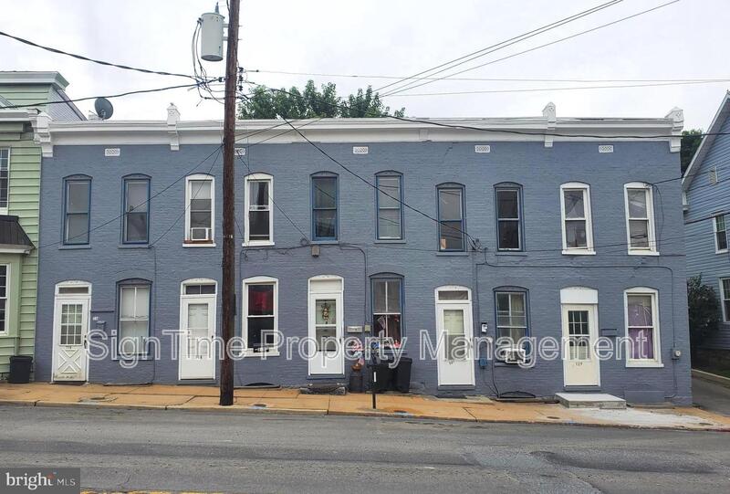 Williamsport Condo: 114 North Conococheague Street