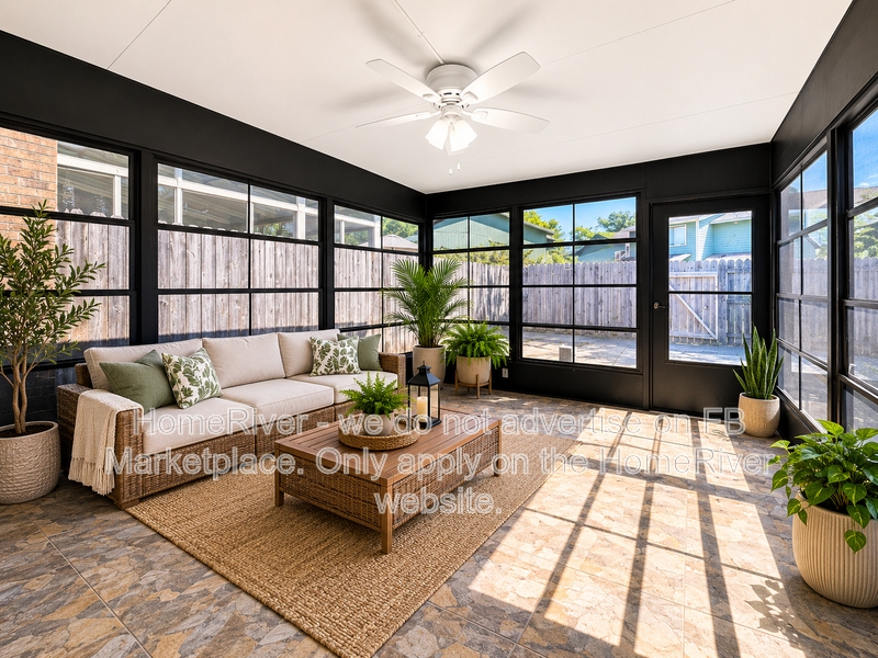 Fort Walton Beach House: 120 Opp Blvd NE