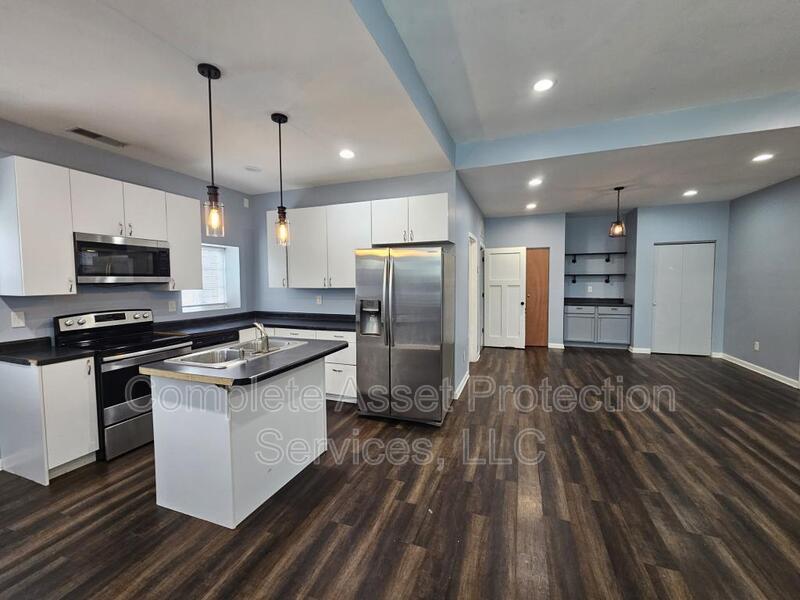Merrillville Condo: 7302 Taft Street