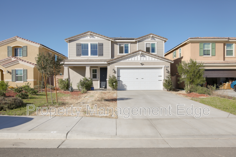 Menifee House: 28426 Joey Ct