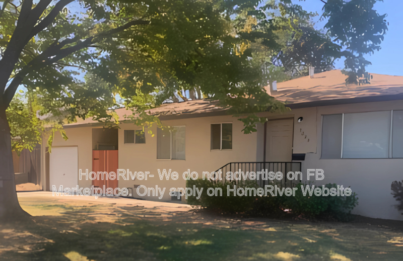 Sacramento House: 7000 Demaret Dr