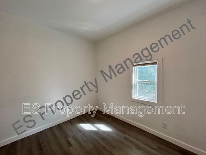 Charming 2-Bedroom, 1-Bathroom Rental Home – Newly Remodeled! - Photo 13