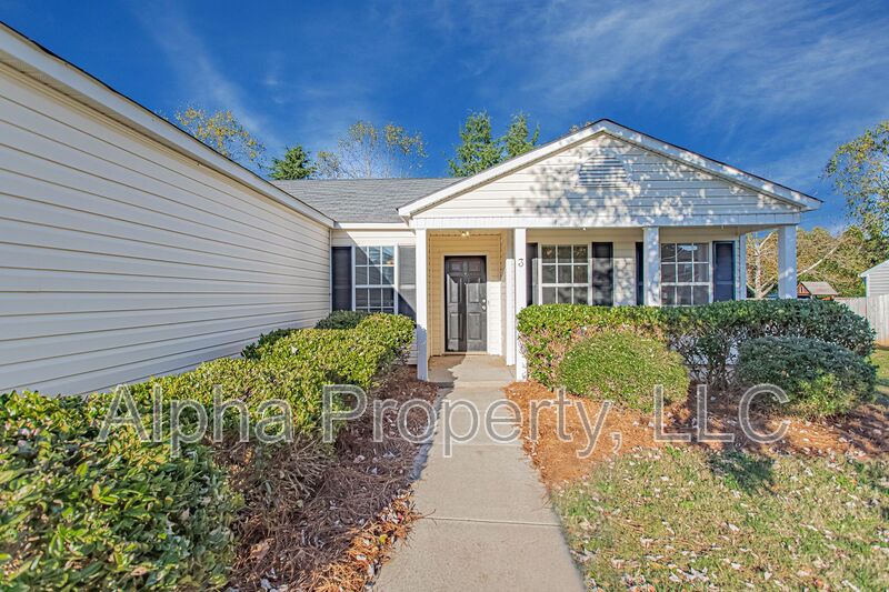 Simpsonville House: 3 Glassglenn Dr