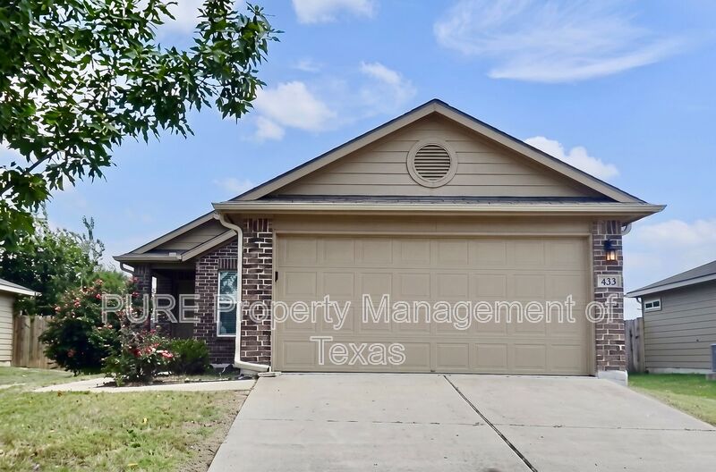 Georgetown House: 433 Moulins Ln