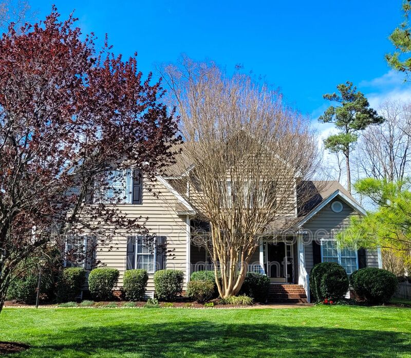 Mechanicsville House: 9006 Birdsong Creek Ct