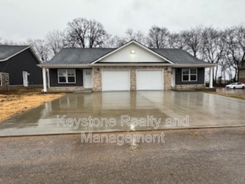 Oak Grove Condo: 101 Mace Lane