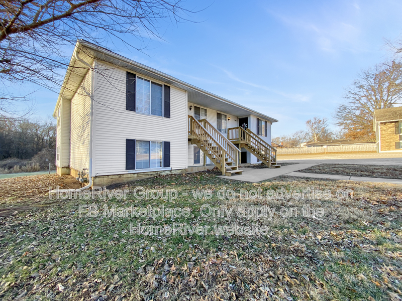 Lees Summit Condo: 700 NE Ball Dr