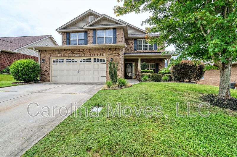 Spartanburg House: 836 Bayshore Lane