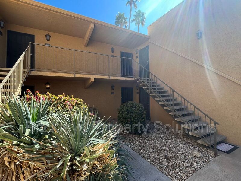 Scottsdale Condo: 8500 E Indian School Rd