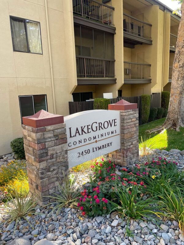 Reno House: 2450 Lymbery Street