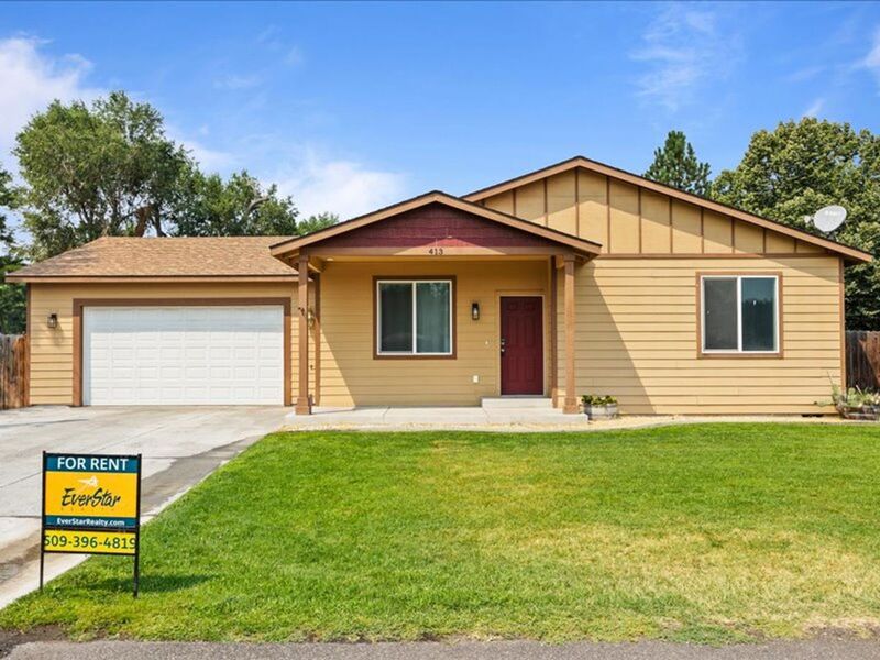 Benton City House: 413 3rd St