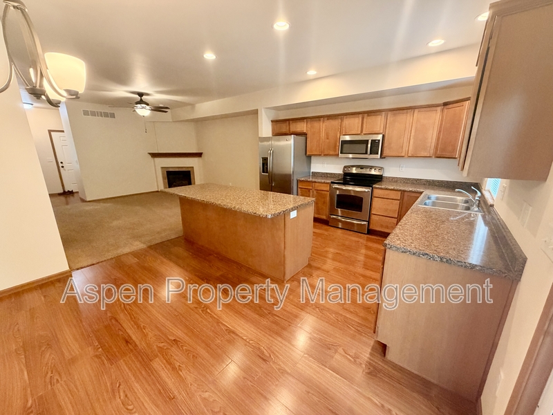 Iowa City Townhome: 922 Ryan Court