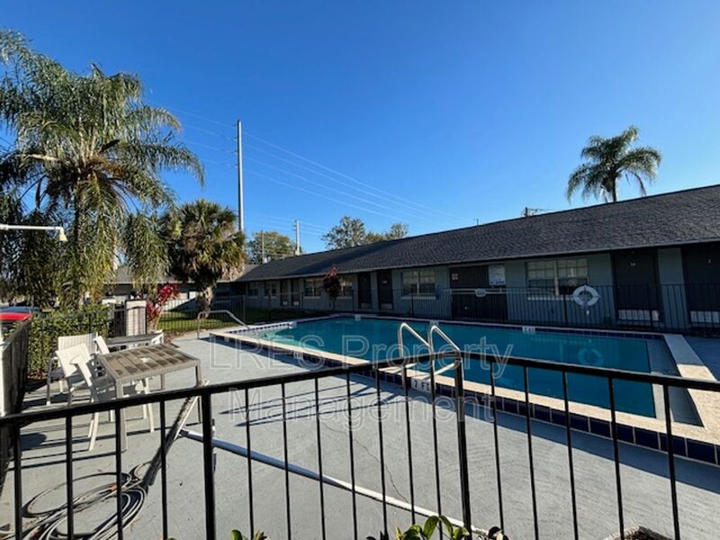 Saint Cloud House: 1031 Columbia Avenue